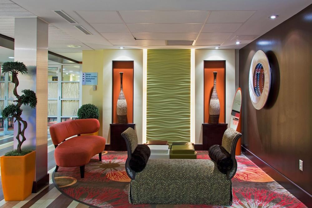 Holiday Inn Express Ft Lauderdale Cruise-Airport By Ihg Fort Lauderdale Exterior photo