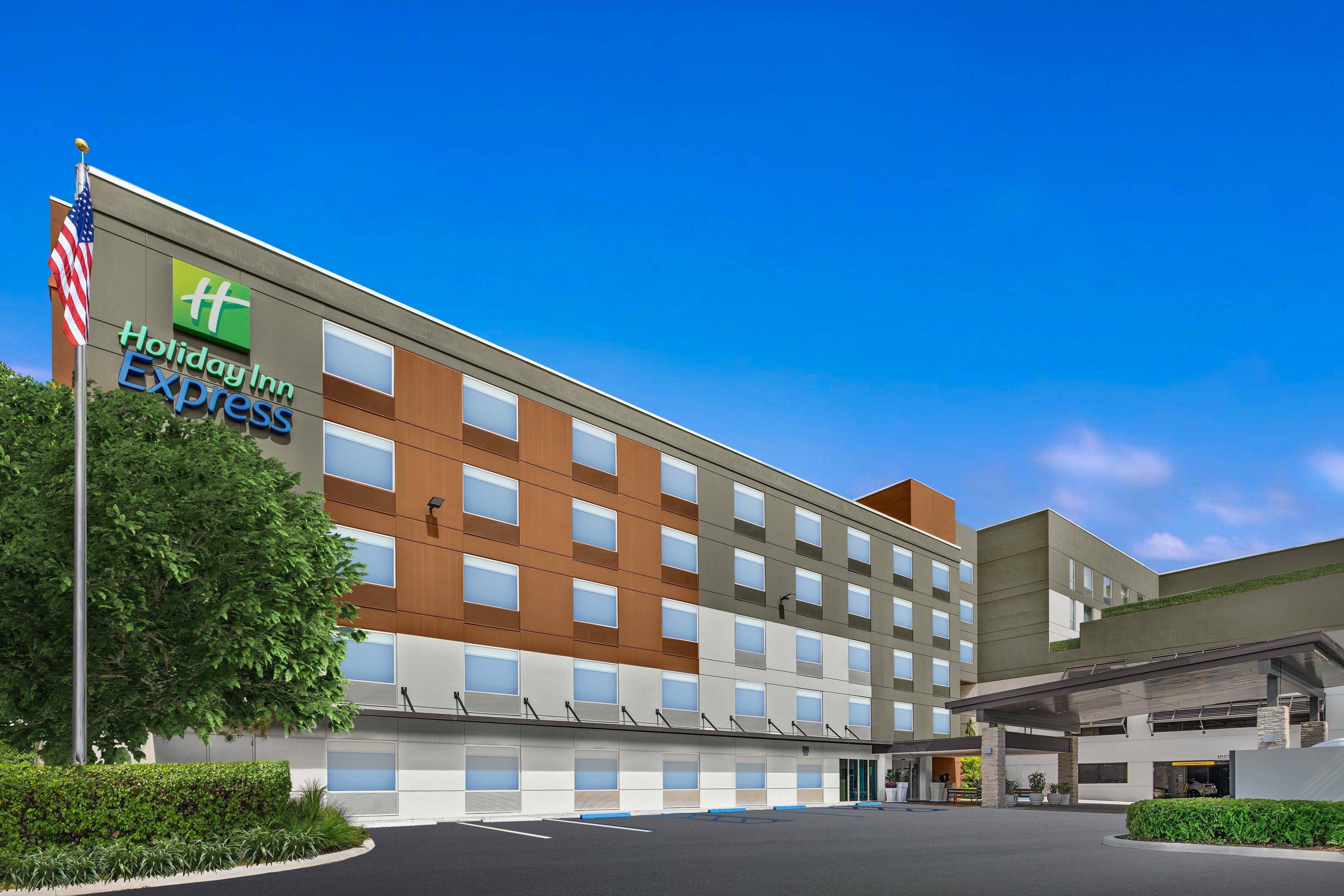 Holiday Inn Express Ft Lauderdale Cruise-Airport By Ihg Fort Lauderdale Exterior photo